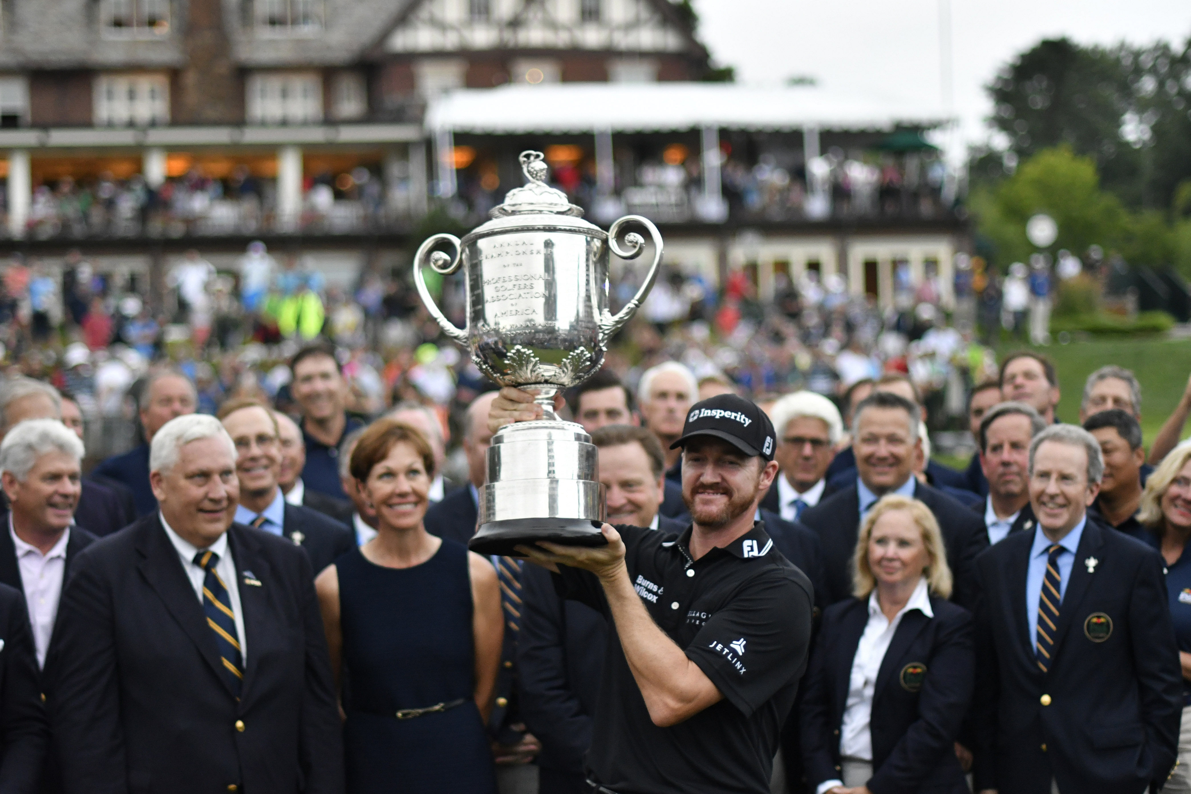 Jimmy Walker with his first major trophy - Source: Imagn